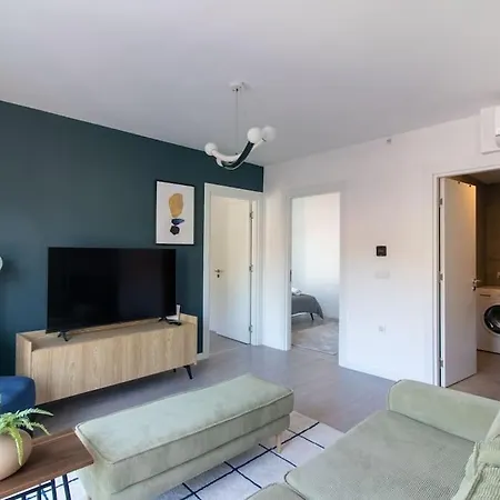 Warm Bright 2br Urban W/ Free Shuttle+parking #127 اسطنبول